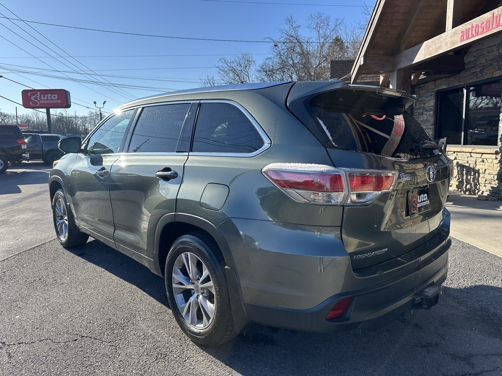 Toyota Highlander AWD 4dr V6 XLE (Natl) 2015