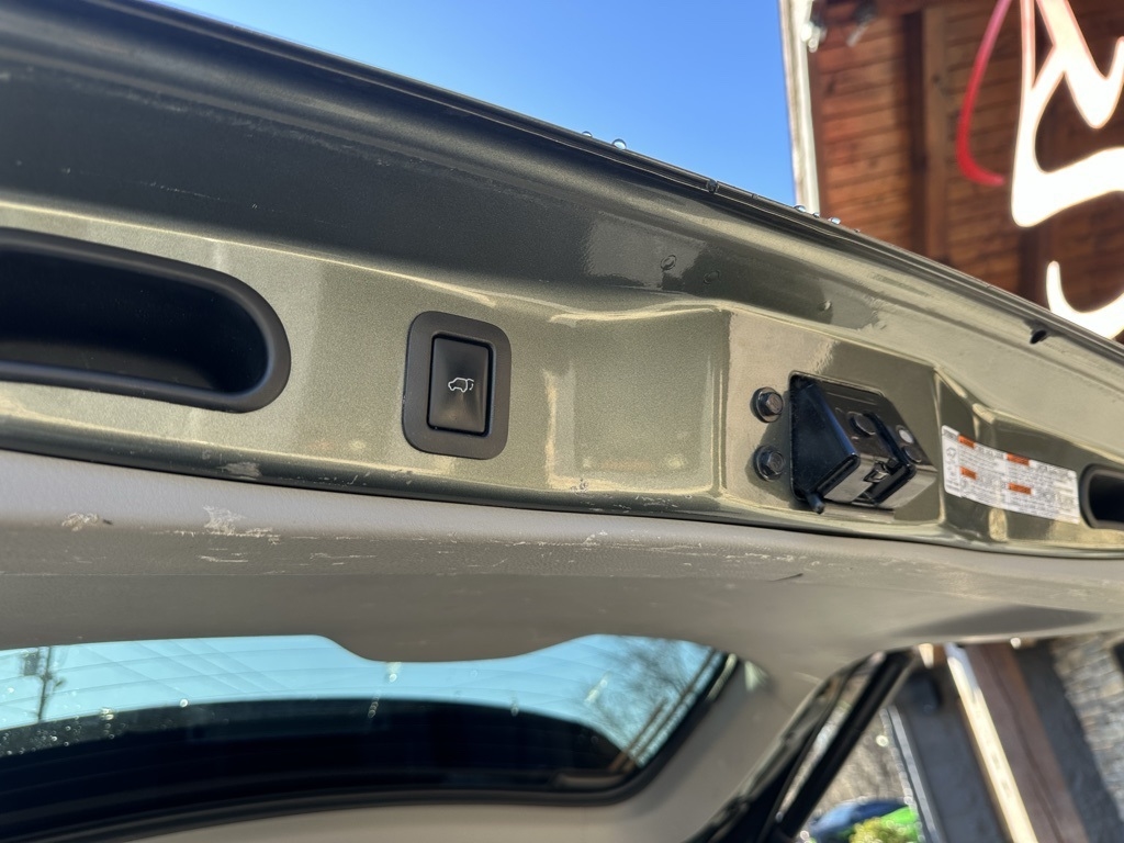 Toyota Highlander AWD 4dr V6 XLE (Natl) 2015