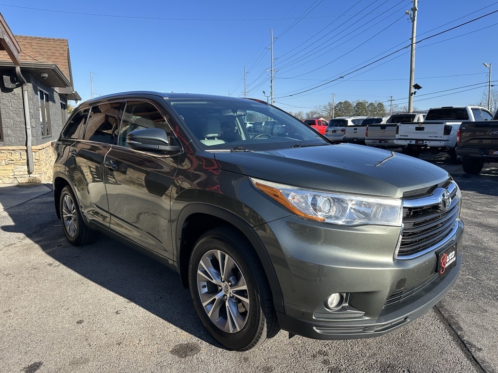 Toyota Highlander AWD 4dr V6 XLE (Natl) 2015