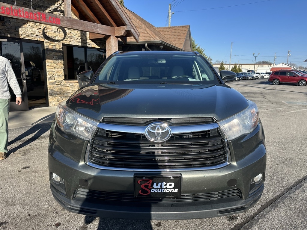Toyota Highlander AWD 4dr V6 XLE (Natl) 2015