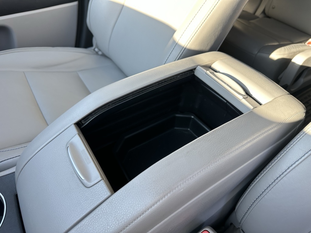 Toyota Highlander AWD 4dr V6 XLE (Natl) 2015