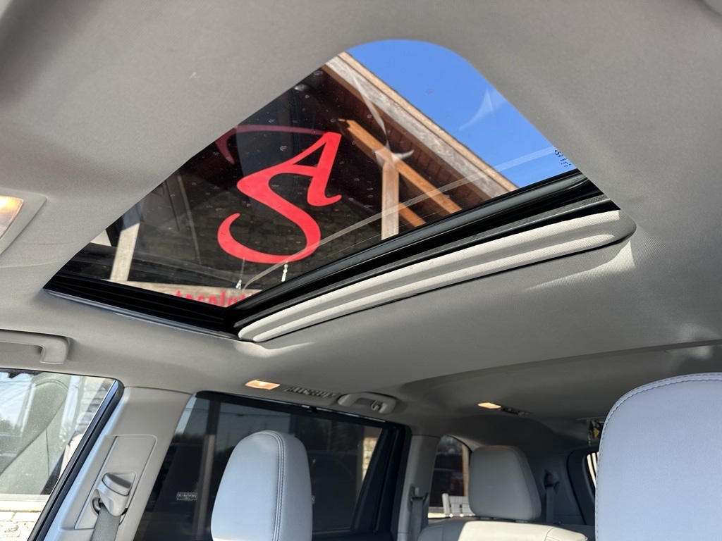 Toyota Highlander AWD 4dr V6 XLE (Natl) 2015