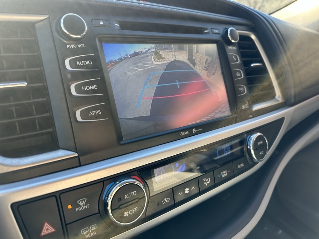 Toyota Highlander AWD 4dr V6 XLE (Natl) 2015