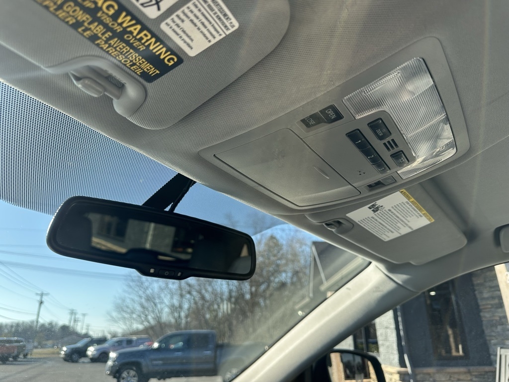 Toyota Highlander AWD 4dr V6 XLE (Natl) 2015