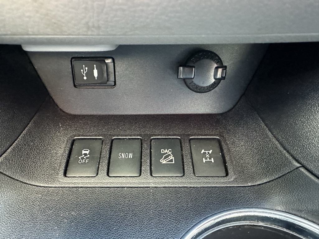 Toyota Highlander AWD 4dr V6 XLE (Natl) 2015