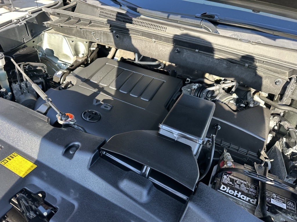 Toyota Highlander AWD 4dr V6 XLE (Natl) 2015