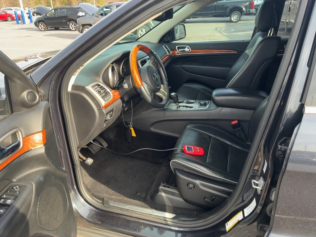 Jeep Grand Cherokee 4WD 4dr Overland 2013