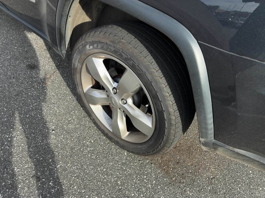 Jeep Grand Cherokee 4WD 4dr Overland 2013