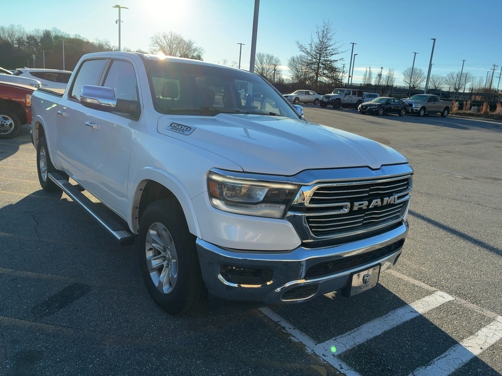 RAM 1500 Laramie 4x2 Crew Cab 5'7" Box 2019