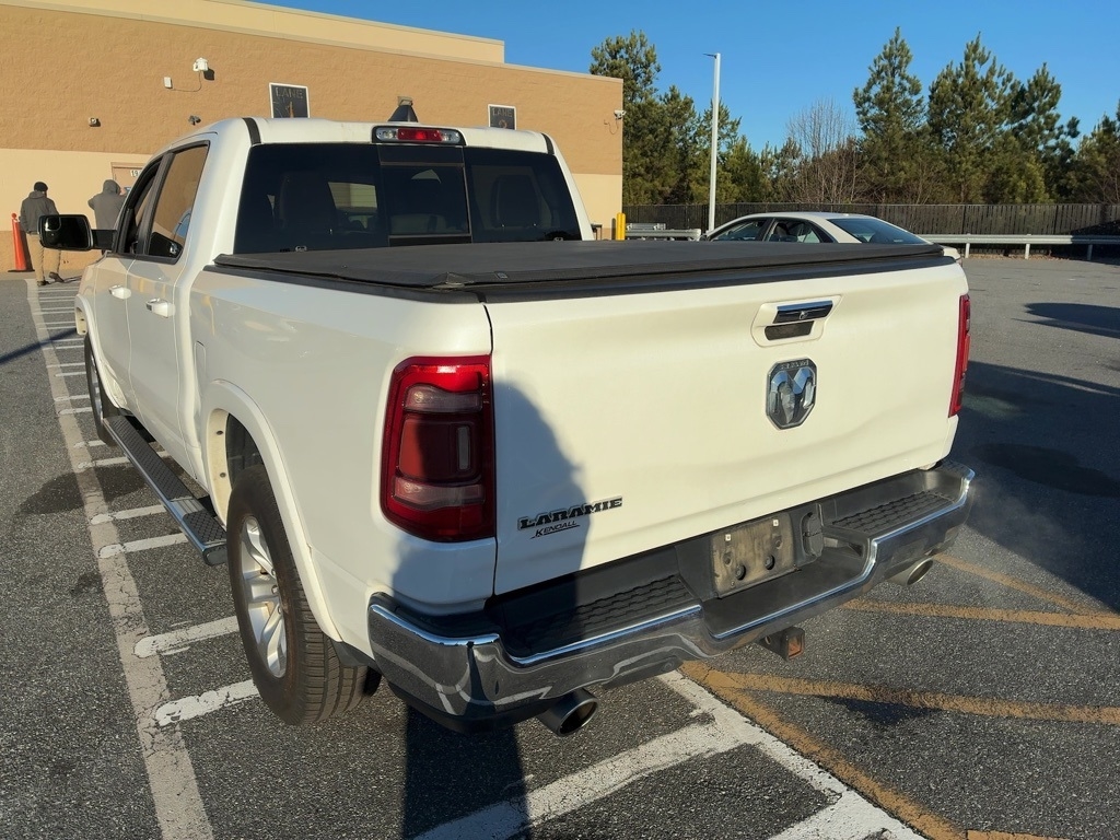 RAM 1500 Laramie 4x2 Crew Cab 5'7" Box 2019