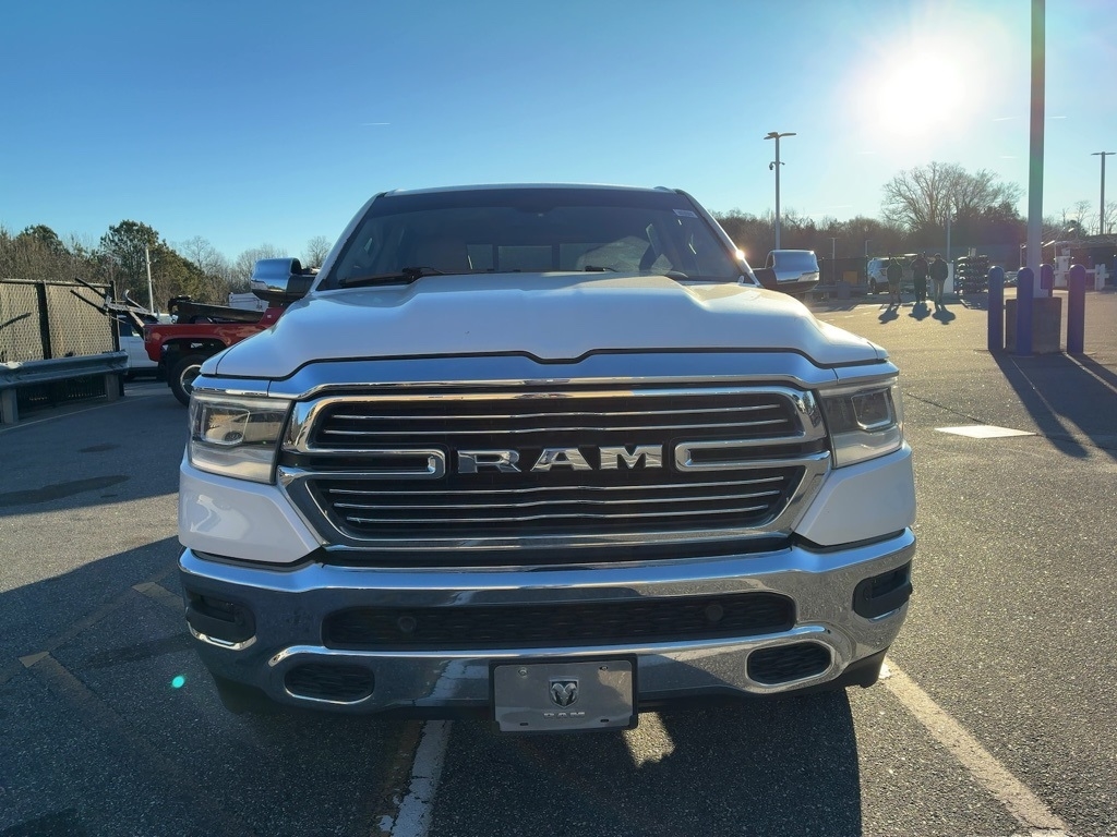 RAM 1500 Laramie 4x2 Crew Cab 5'7" Box 2019
