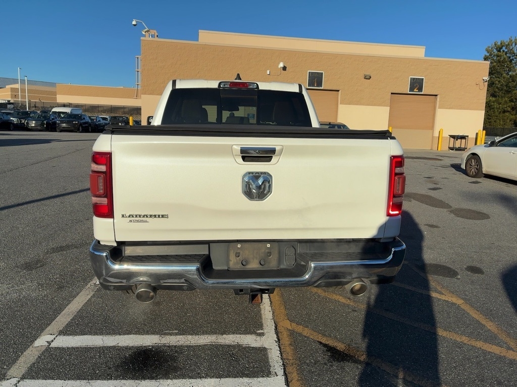 RAM 1500 Laramie 4x2 Crew Cab 5'7" Box 2019