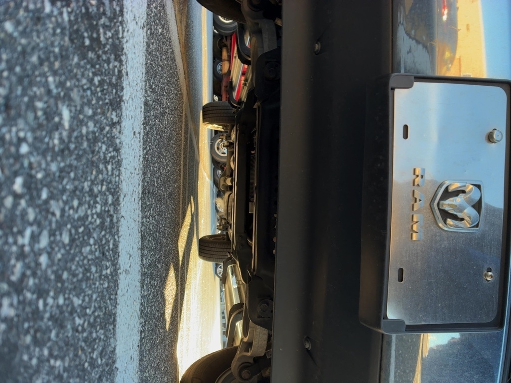 RAM 1500 Laramie 4x2 Crew Cab 5'7" Box 2019