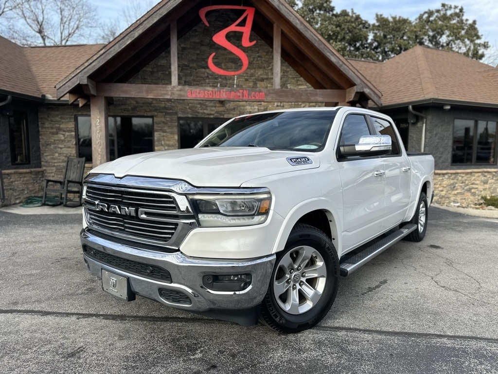 RAM 1500 Laramie 4x2 Crew Cab 5'7" Box 2019