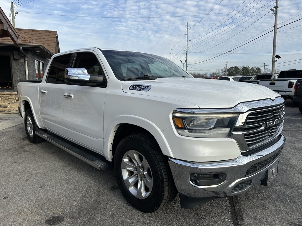 RAM 1500 Laramie 4x2 Crew Cab 5'7" Box 2019