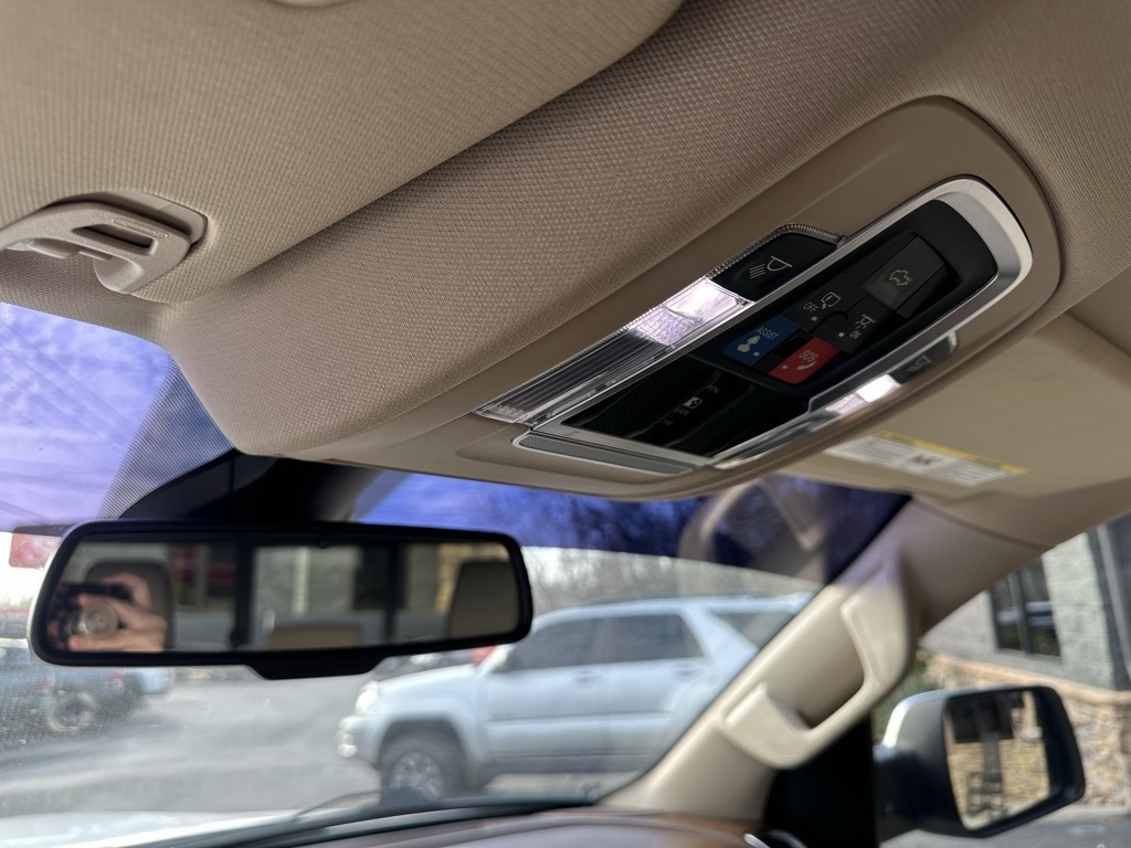 RAM 1500 Laramie 4x2 Crew Cab 5'7" Box 2019