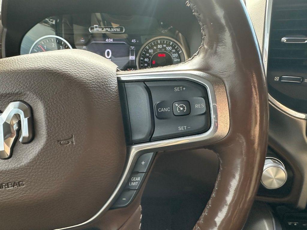 RAM 1500 Laramie 4x2 Crew Cab 5'7" Box 2019