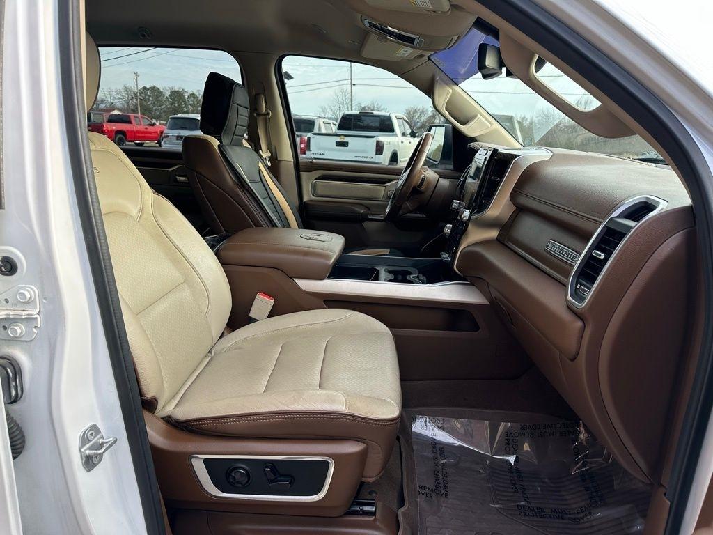 RAM 1500 Laramie 4x2 Crew Cab 5'7" Box 2019