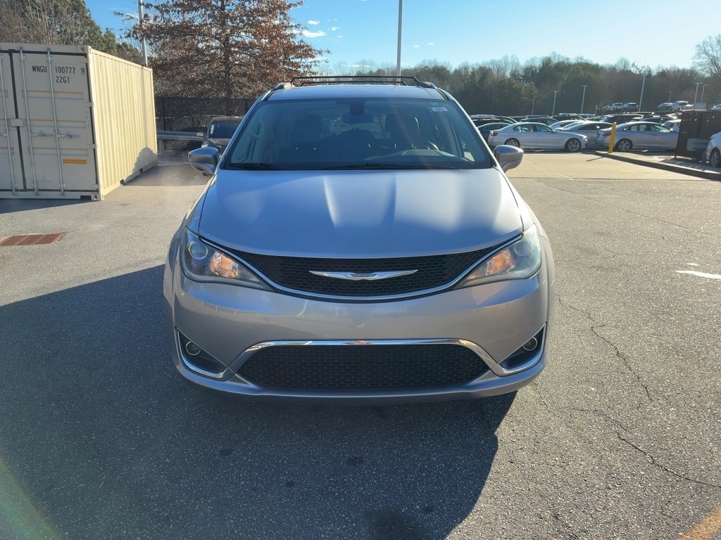Chrysler Pacifica Touring-L Plus FWD 2017