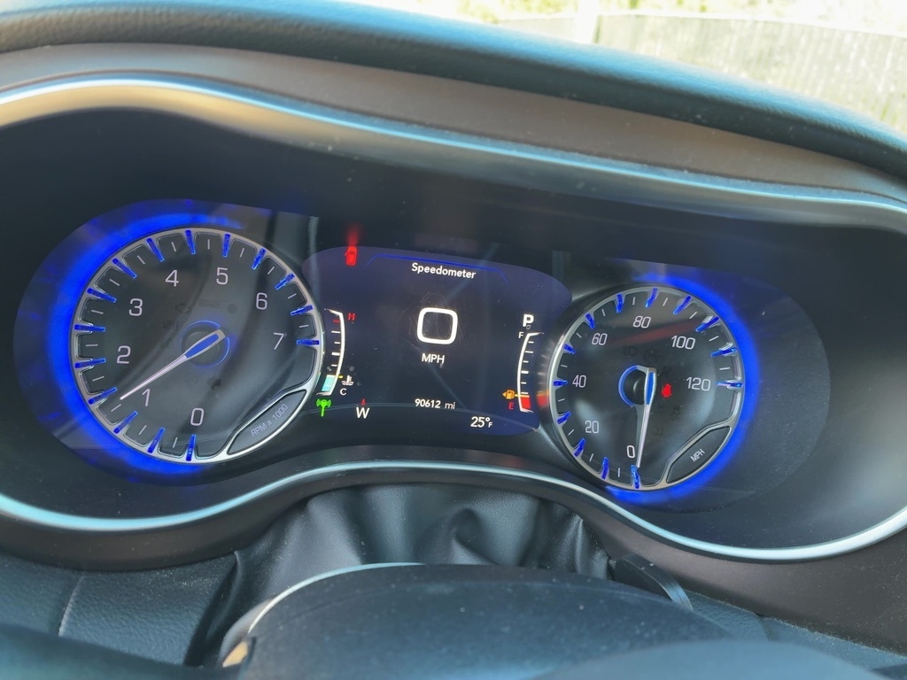 Chrysler Pacifica Touring-L Plus FWD 2017