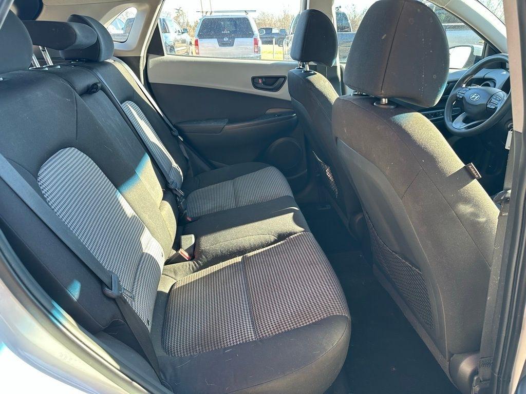 Hyundai Kona SE Auto FWD 2021