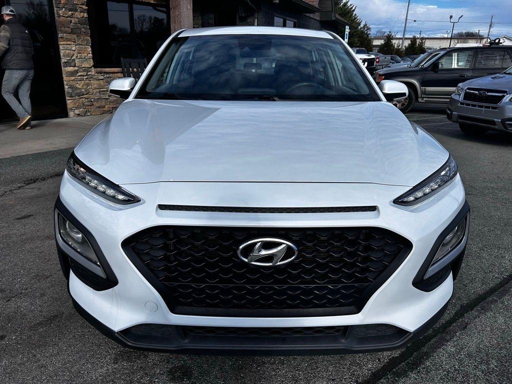Hyundai Kona SE Auto FWD 2021