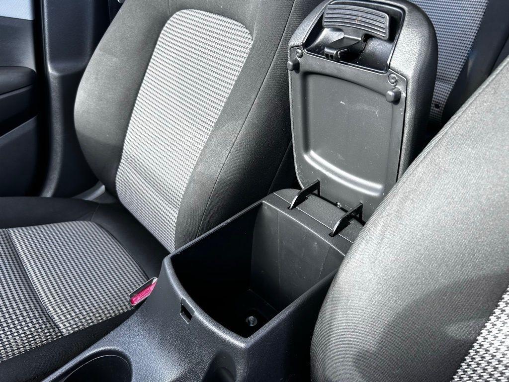 Hyundai Kona SE Auto FWD 2021