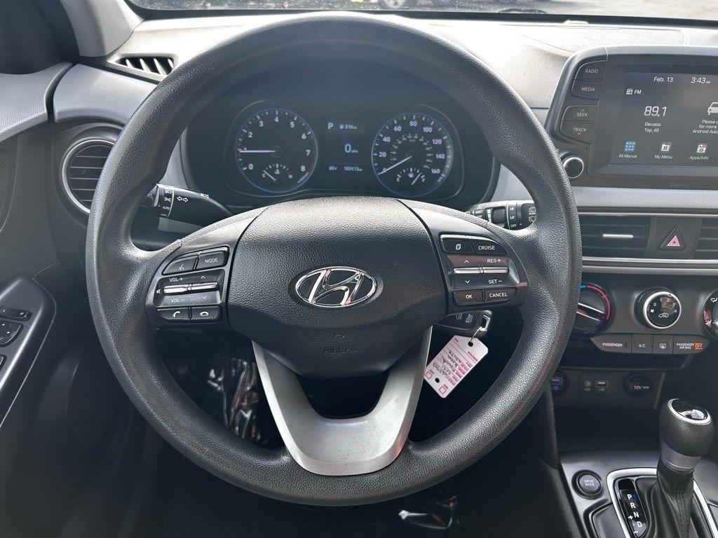 Hyundai Kona SE Auto FWD 2021