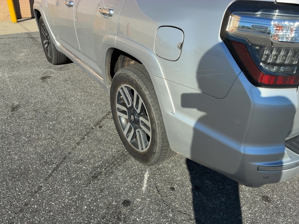 Toyota 4Runner TRD Off Road Premium 4WD (Natl) 2019