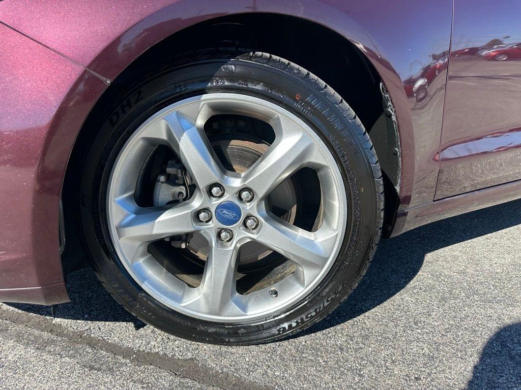 Ford Fusion 4dr Sdn SE FWD 2013