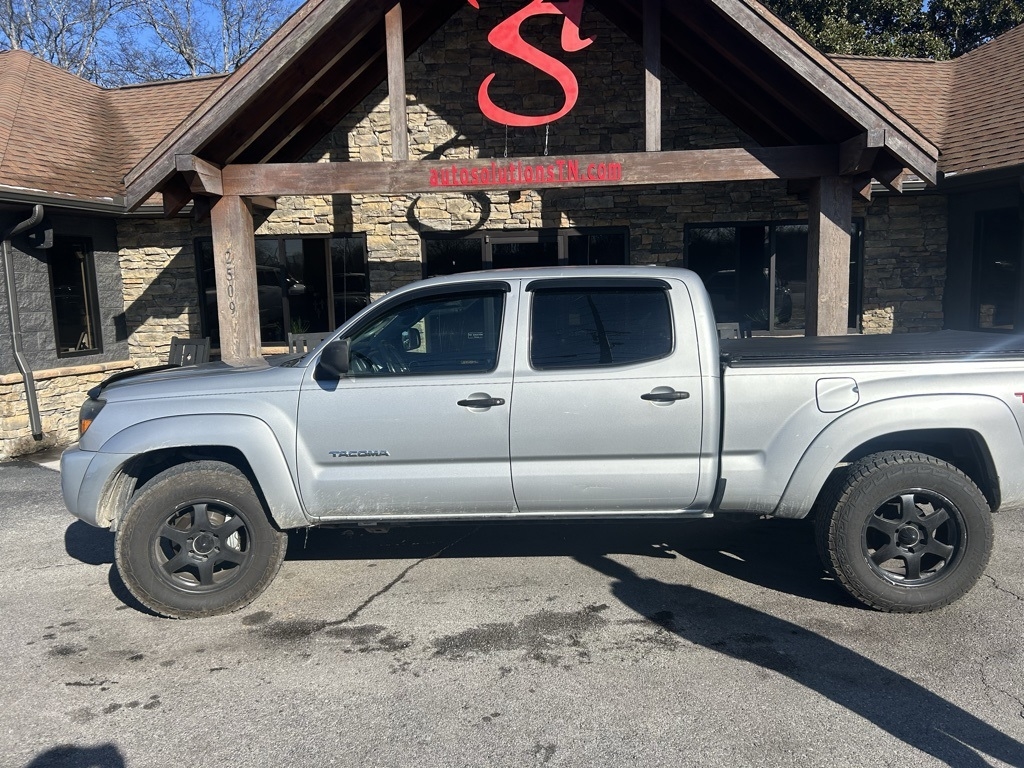 Toyota Tacoma 4WD Double LB V6 AT (Natl) 2010