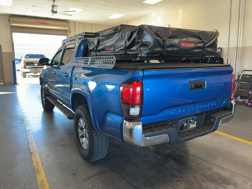 Toyota Tacoma SR5 Double Cab 5' Bed I4 4x2 AT (Natl) 2018