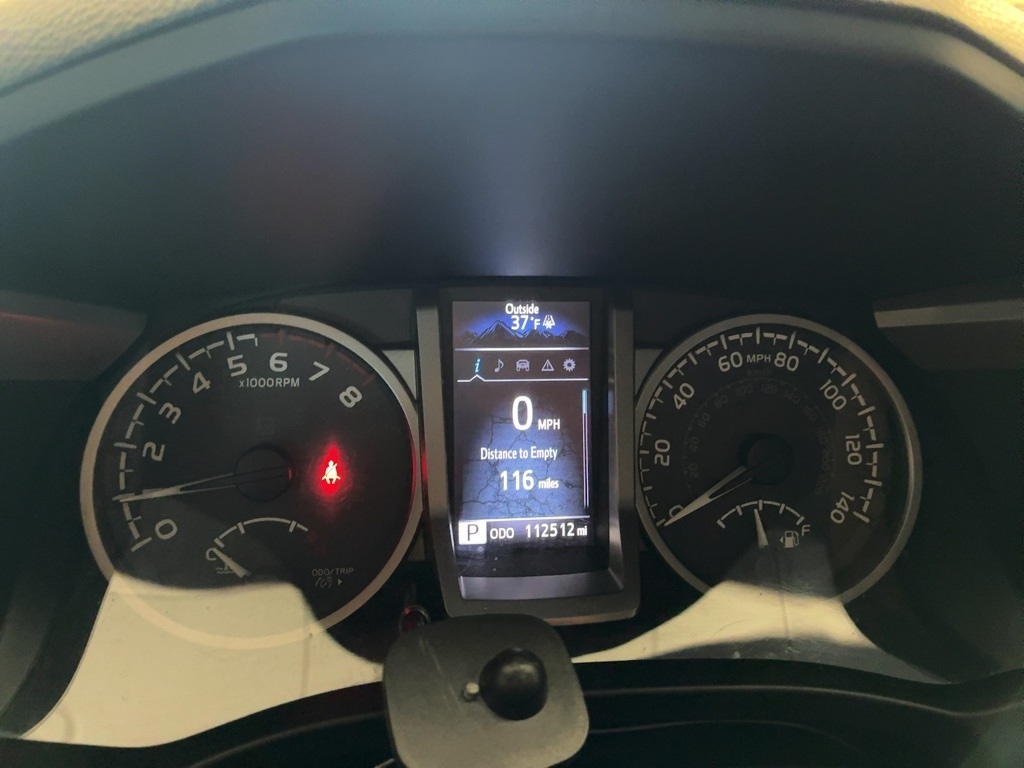 Toyota Tacoma SR5 Double Cab 5' Bed I4 4x2 AT (Natl) 2018