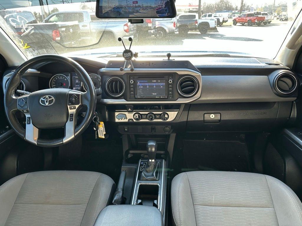 Toyota Tacoma SR5 Double Cab 5' Bed I4 4x2 AT (Natl) 2018