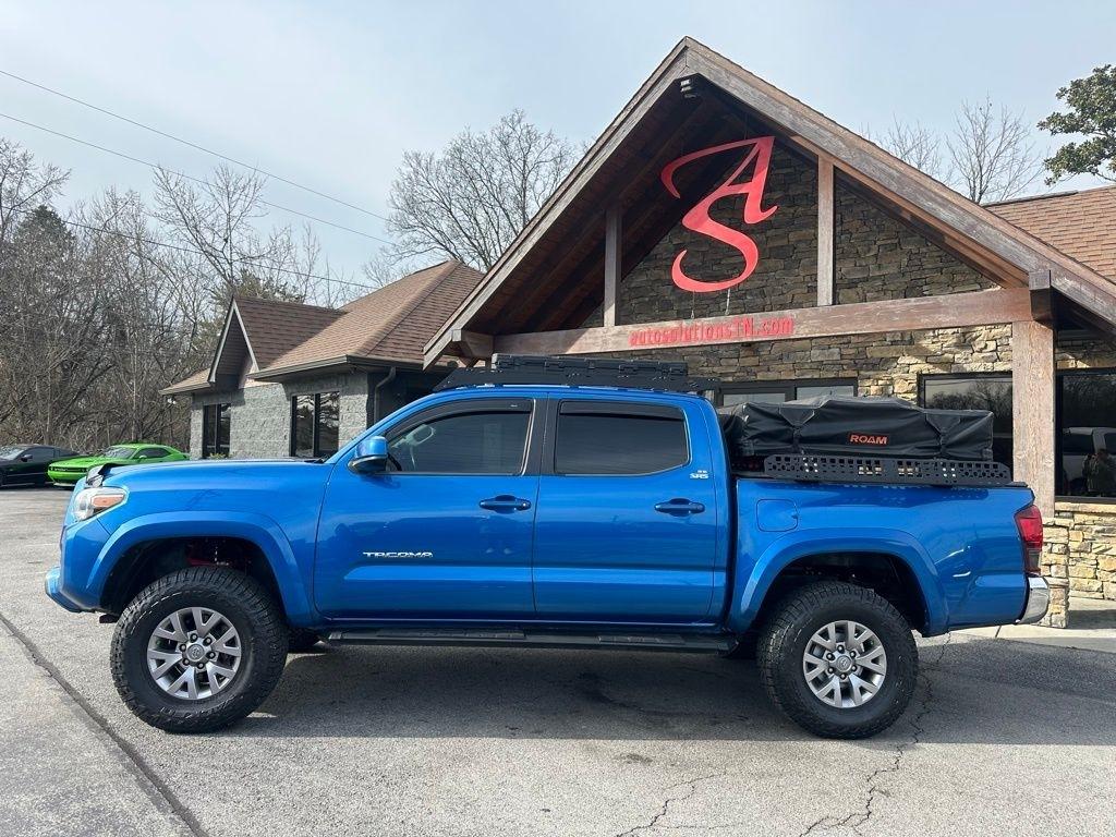 Toyota Tacoma SR5 Double Cab 5' Bed I4 4x2 AT (Natl) 2018