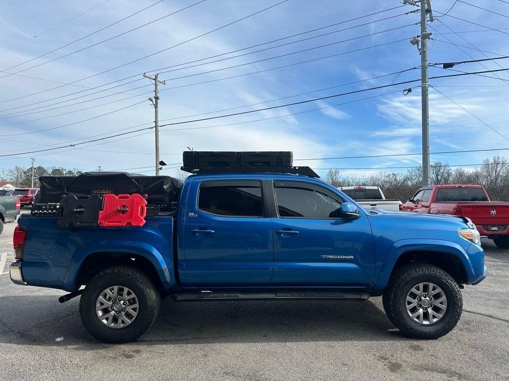 Toyota Tacoma SR5 Double Cab 5' Bed I4 4x2 AT (Natl) 2018