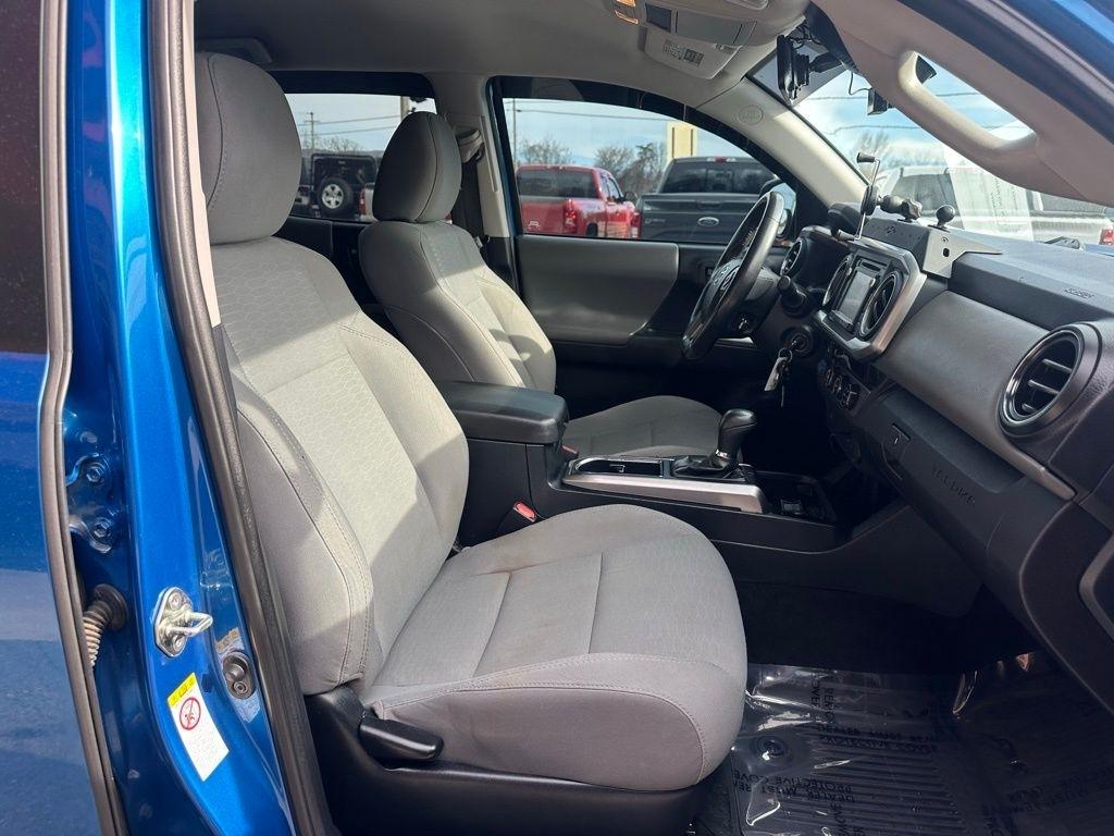 Toyota Tacoma SR5 Double Cab 5' Bed I4 4x2 AT (Natl) 2018