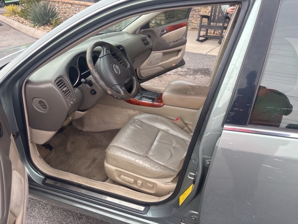 Lexus GS 300 4dr Sdn 2004