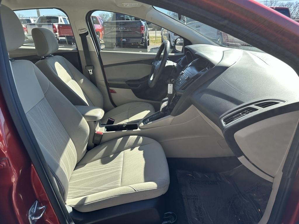 Ford Focus SE Sedan 2018