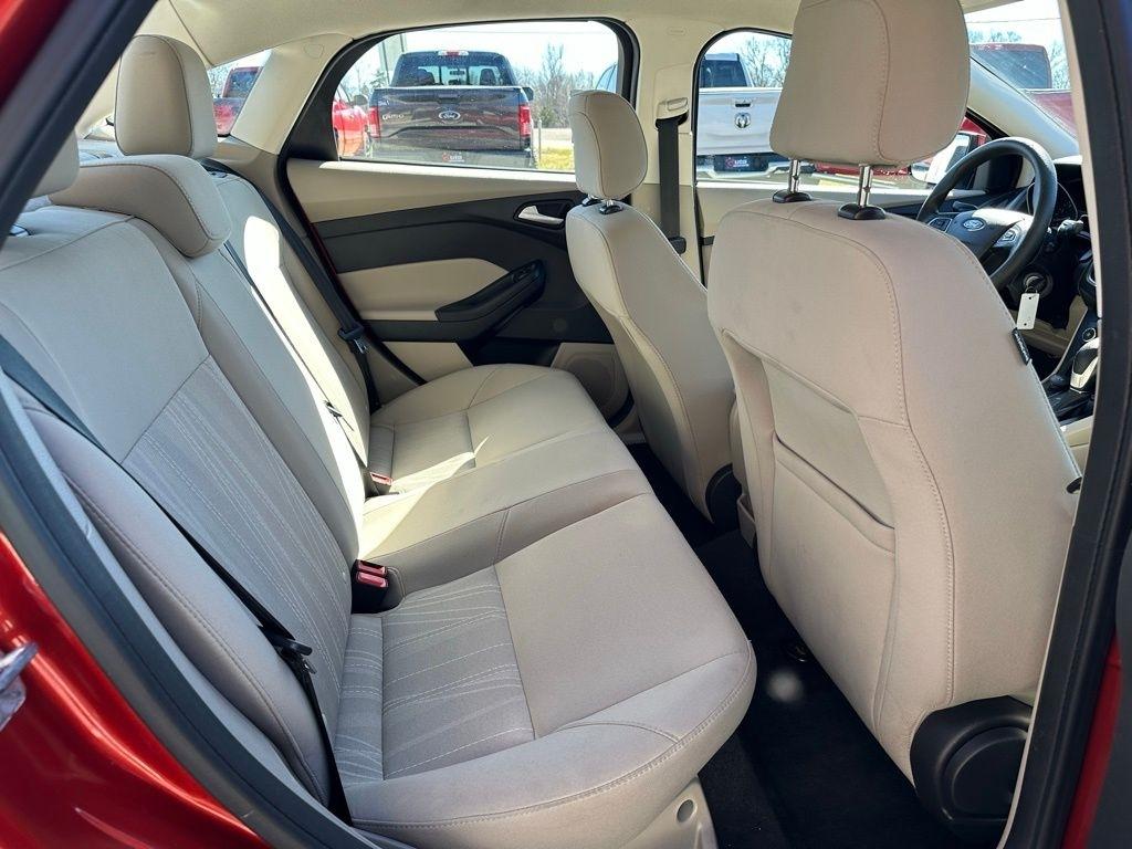 Ford Focus SE Sedan 2018