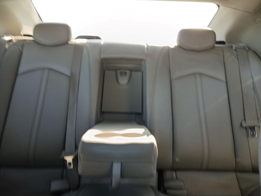 Cadillac CTS Sedan 4dr Sdn 3.0L Luxury RWD 2010