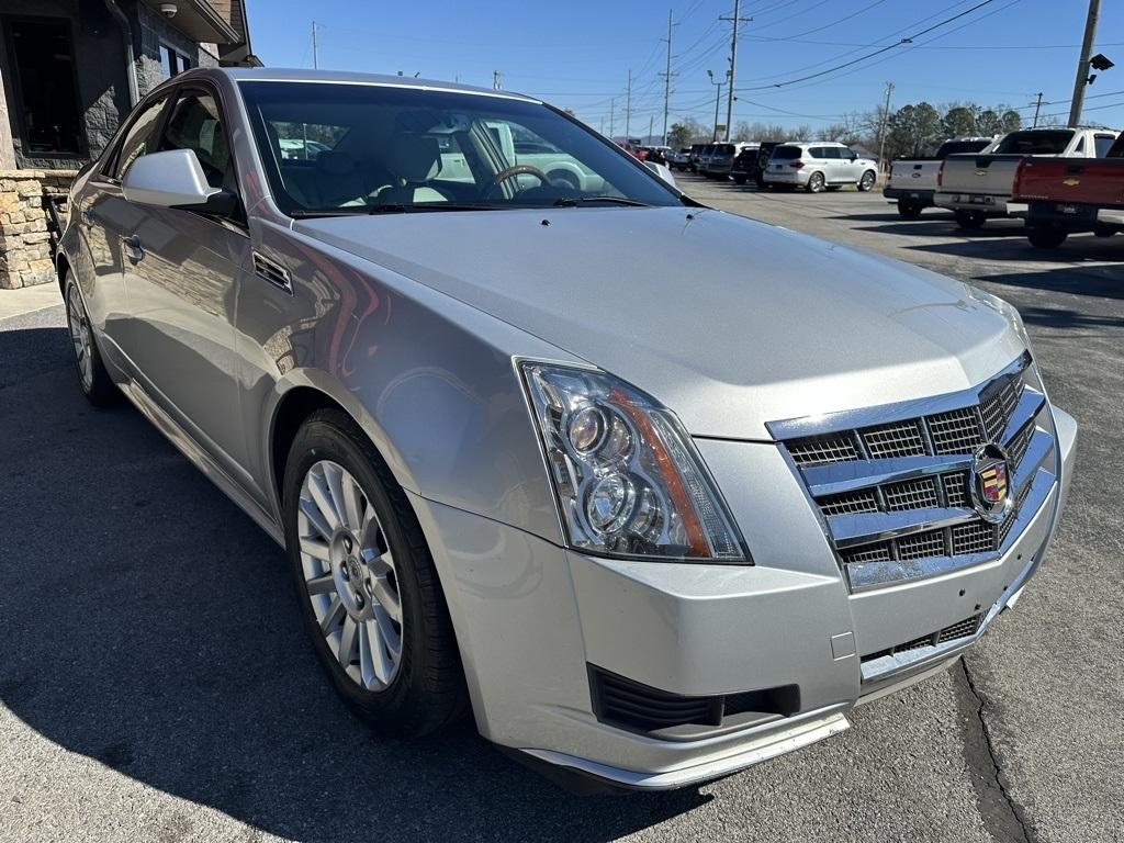 Cadillac CTS Sedan 4dr Sdn 3.0L Luxury RWD 2010