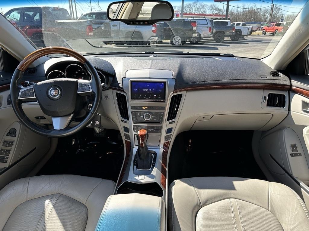 Cadillac CTS Sedan 4dr Sdn 3.0L Luxury RWD 2010