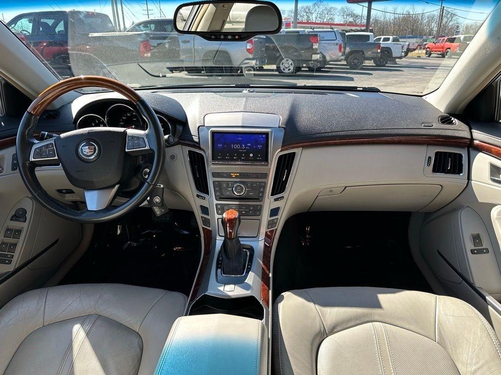 Cadillac CTS Sedan 4dr Sdn 3.0L Luxury RWD 2010