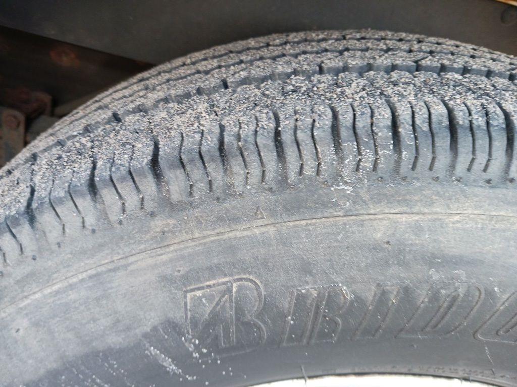 GMC Savana Commercial Cutaway 3500 Van 139" 2016