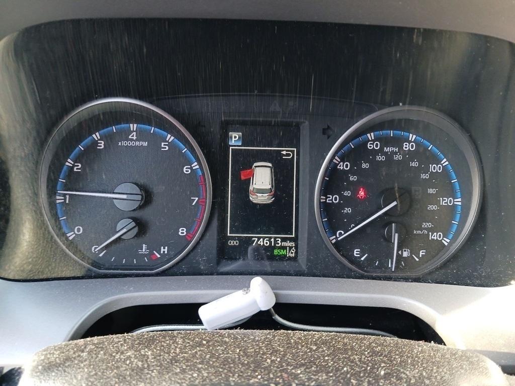 Toyota RAV4 XLE AWD (Natl) 2017