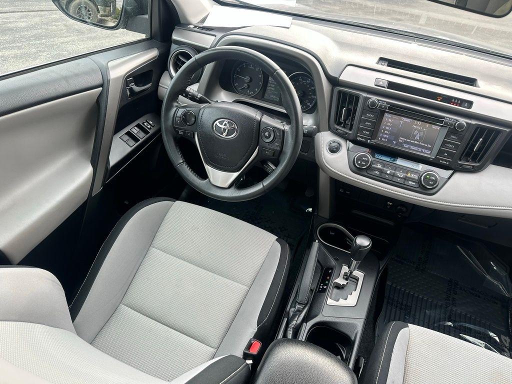 Toyota RAV4 XLE AWD (Natl) 2017