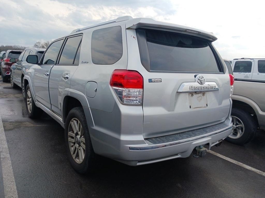 Toyota 4Runner 4WD 4dr V6 Limited (Natl) 2010