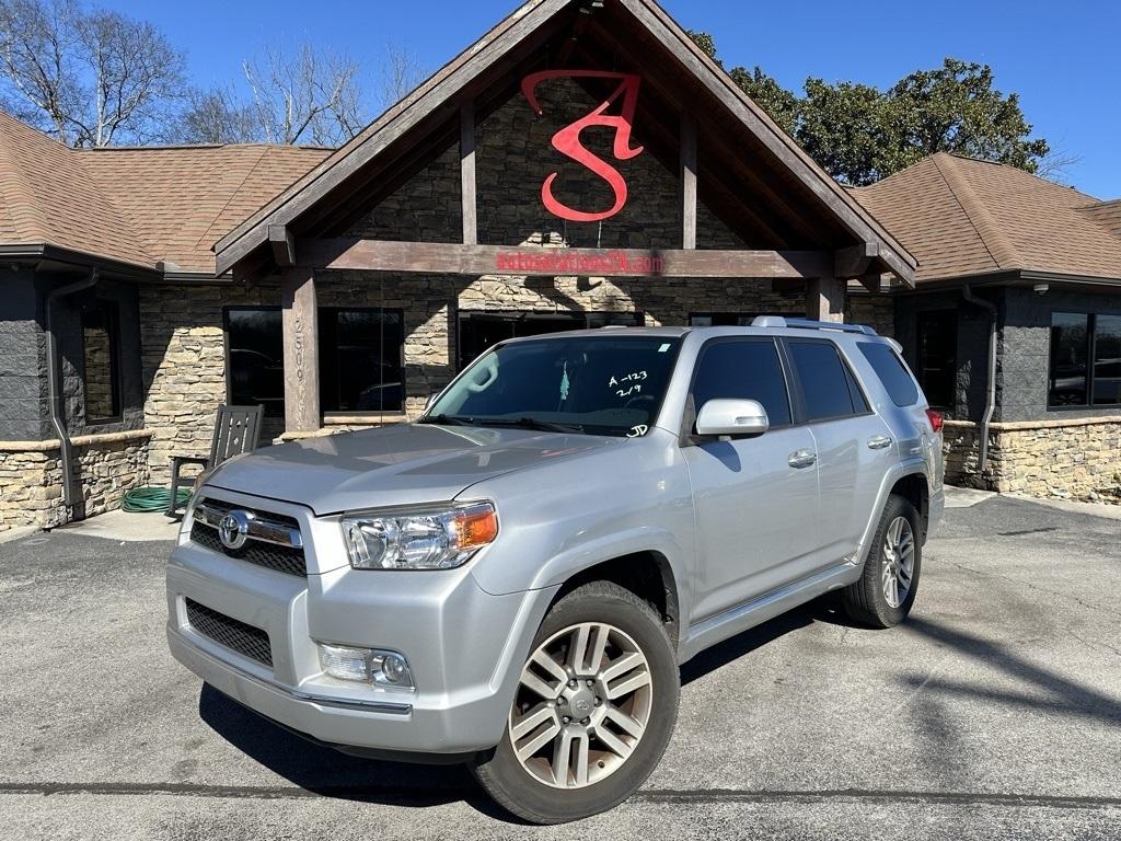Toyota 4Runner 4WD 4dr V6 Limited (Natl) 2010
