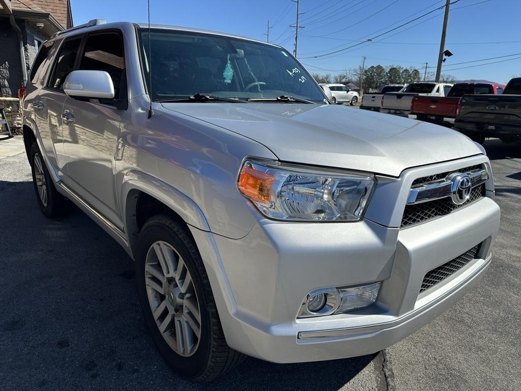 Toyota 4Runner 4WD 4dr V6 Limited (Natl) 2010